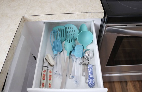 Rock Stream Cabin | Holiday in Watkins Glen-Stay at Wine Trail Lodge for Village Christmas Magic