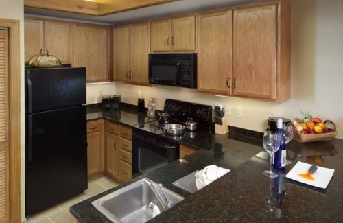 Gatlinburg Resort | Holiday Inn Club Vacations Smoky Mountain Resort-3 BD/3bath, heart of Gatlinburg