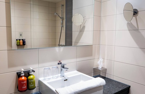 Strijp Hotel | Holiday Inn Eindhoven Airport by IHG