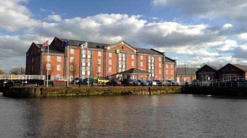 Ellesmere Port Hotel | Holiday Inn Ellesmere Port/Cheshire Oaks by IHG