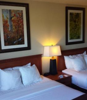 Estes Park Hotel | Holiday Inn Estes Park by IHG