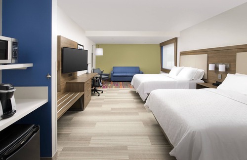 Jacksonville Beach Hotel | Holiday Inn Express Jacksonville Beach by IHG