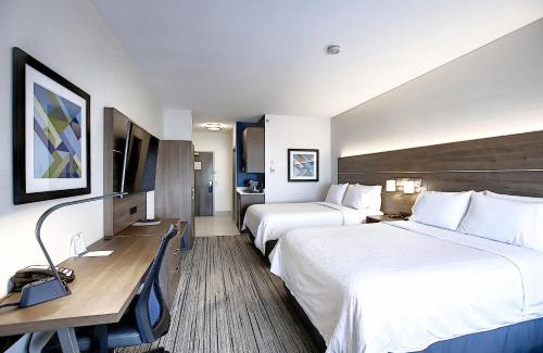 Calgary Hotel | Holiday Inn Express Airport Calgary by IHG