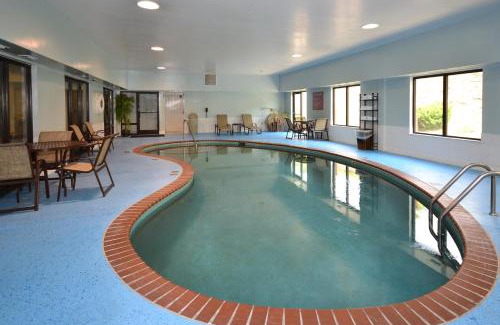 Newbern Hotel | Holiday Inn Express Dublin by IHG