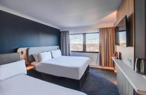 Ravelston Hotel | Holiday Inn Express Edinburgh City West by IHG