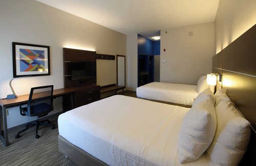 Blythewood Hotel | Holiday Inn Express Hotel & Suites Blythewood by IHG