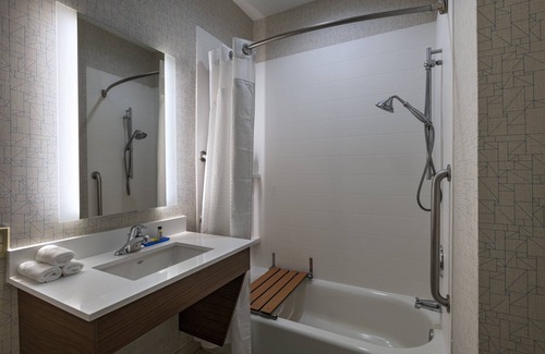 Cedar Park Hotel | Holiday Inn Express Hotel & Suites Cedar Park by IHG