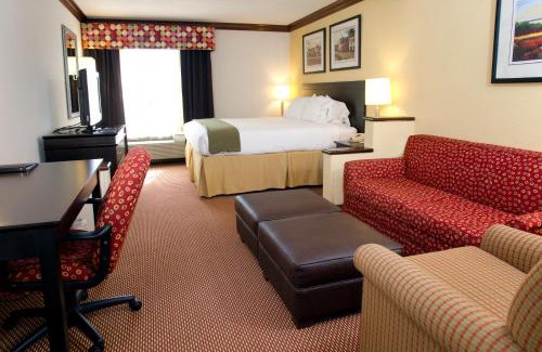 North Charleston Hotel | Holiday Inn Express Hotel & Suites Charleston - Northwoods by IHG