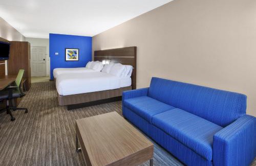 Manchester Hotel | Holiday Inn Express Hotel & Suites Manchester Conference Center by IHG