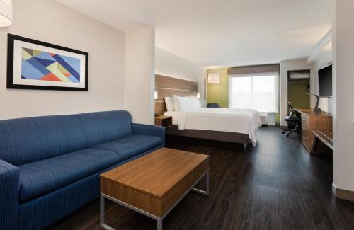 Largo Hotel | Holiday Inn Express Hotel & Suites Largo-Clearwater by IHG