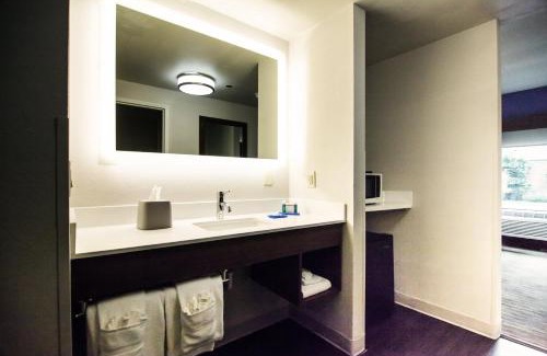 Brentwood Hotel | Holiday Inn Express Hotel & Suites Nashville Brentwood 65S