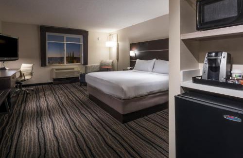Livermore Hotel | Holiday Inn Express Hotel & Suites Livermore by IHG