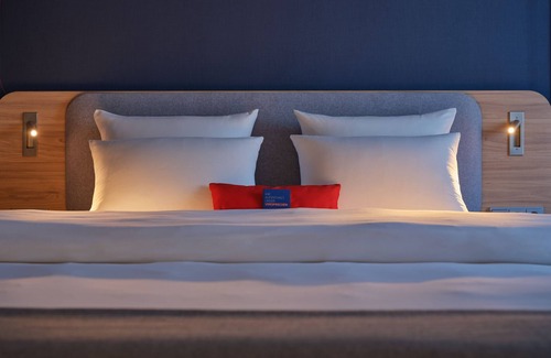 Troisdorf Hotel | Holiday Inn Express Köln-Troisdorf by IHG