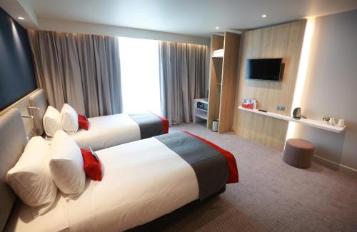 Trafford Hotel | Holiday Inn Express - Manchester - TRAFFORDCITY by IHG