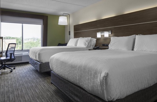 Little River Hotel | Holiday Inn Express N.Myrtle Beach- Little River by IHG