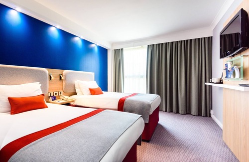 Portsmouth Hotel | Holiday Inn Express Portsmouth - Gunwharf Quays by IHG