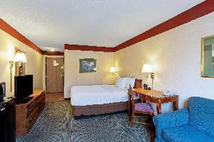 South Burlington Hotel | Holiday Inn Express South Burlington - Downtown by IHG