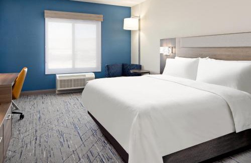 Palm Desert Hotel | Holiday Inn Express & Suites Palm Desert - Millennium by IHG