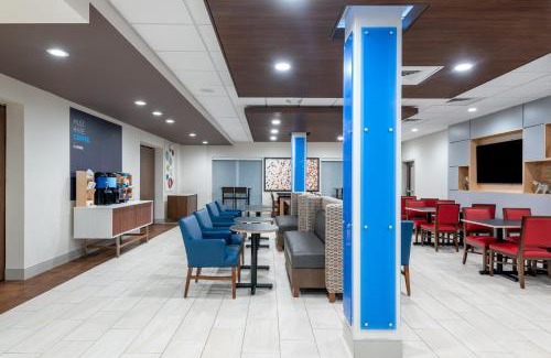 Punta Gorda Hotel | Holiday Inn Express & Suites - Punta Gorda by IHG