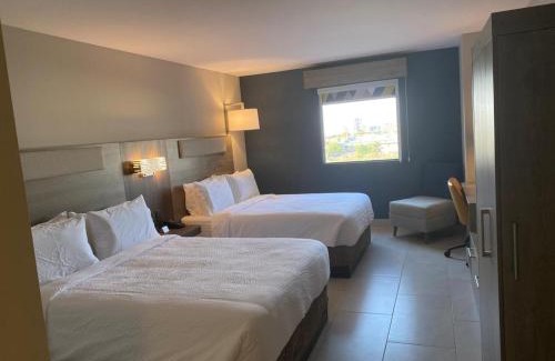 Mazatlan Hotel | Holiday Inn Express & Suites Mazatlan by IHG