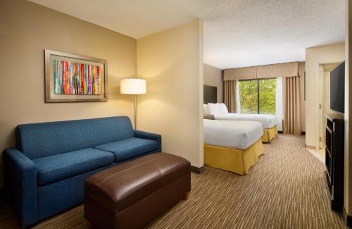 Alpharetta Hotel | Holiday Inn Express & Suites Alpharetta by IHG