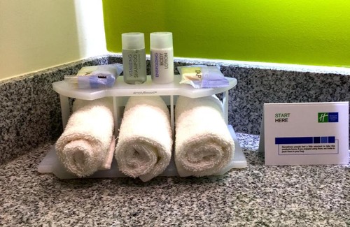 Mexicali Hotel | Holiday Inn Express & Suites Mexicali by IHG