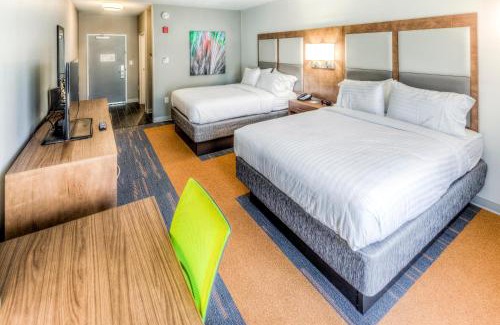 Westlake Hotel | Holiday Inn Express & Suites Cleveland/Westlake by IHG