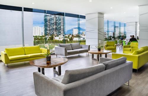 Angelopolis Hotel | Holiday Inn Express & Suites Puebla Angelopolis by IHG