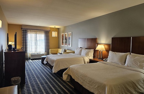 Perry Hotel | Holiday Inn Express & Suites Perry-National Fairground Area #34 by IHG