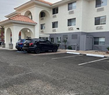 Mesa Hotel | Holiday Inn Express & Suites Phoenix - Mesa West by IHG