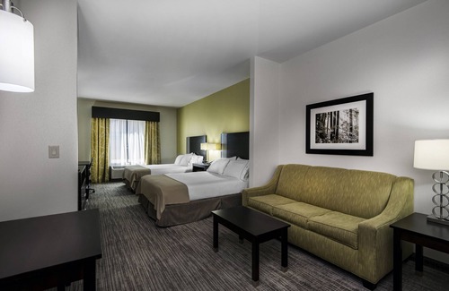 Conway Hotel | Holiday Inn Express & Suites Conway by IHG