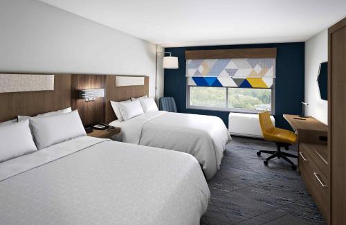 Maryvale Hotel | Holiday Inn Express & Suites - Phoenix West - Tolleson