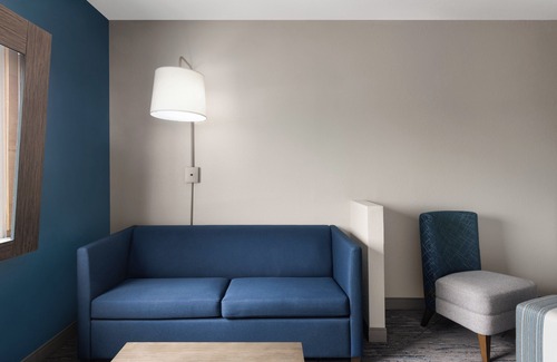 Boynton Beach Hotel | Holiday Inn Express & Suites Boynton Beach West by IHG