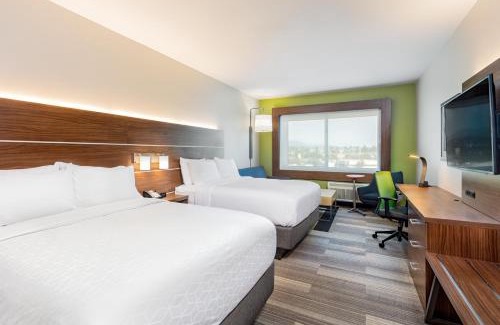 Moreno Valley Hotel | Holiday Inn Express & Suites - Moreno Valley - Riverside by IHG
