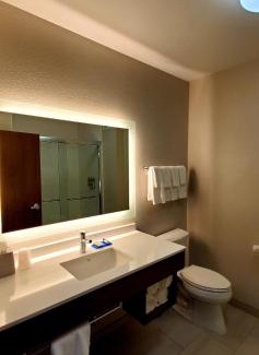 Wells Hotel | Holiday Inn Express - Wells-Ogunquit-Kennebunk by IHG