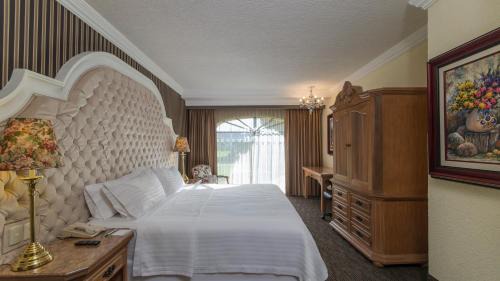 Downtown Queretaro Hotel | Holiday Inn Queretaro Centro Historico by IHG