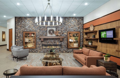 Mesquite Hotel | Holiday Inn Resort Mesquite by IHG