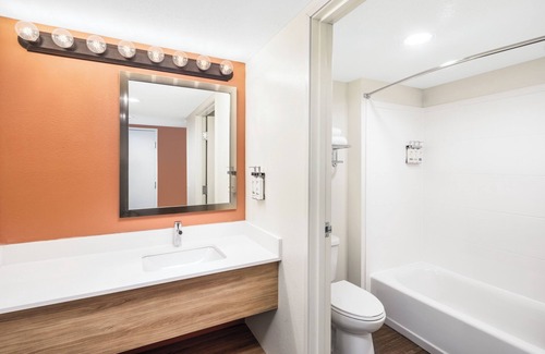 Mesquite Hotel | Holiday Inn Resort Mesquite by IHG