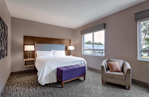 Tallahassee Hotel | Holiday Inn - Tallahassee E Capitol - Univ by IHG