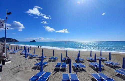 Spotorno Apartment | Holiday Sea View