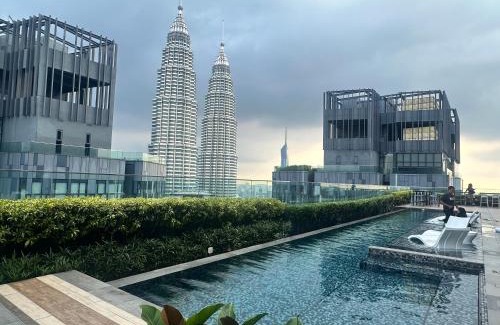 Kuala Lumpur City Centre Apartment | Holiday Suites at Star