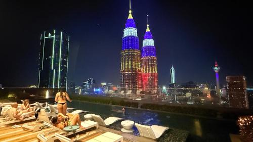 Kuala Lumpur City Centre Apartment | Holiday Suites at Star