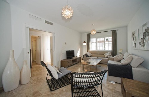 Marbella Villa | HOLIDAY TOWNHOUSE FOR RENT IN PUERTO BANUS (LOS NARANJOS DE MARBELLA) - PUERTO BANUS VACATION TOWNHOUSE