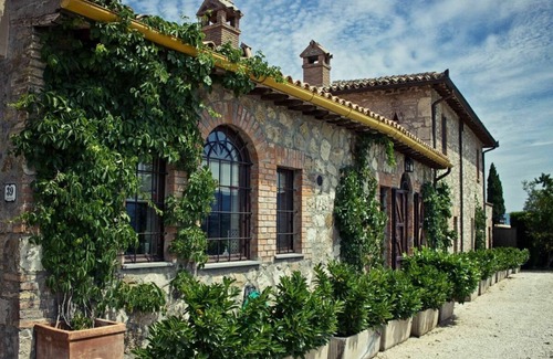 Corbara Villa | holiday vacation large villa rental italy, umbria, orvieto, near rome, countryside, pool, views, internet wi-fi, air con