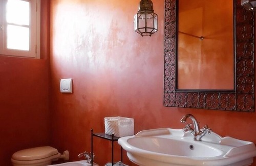 Cecina Villa | holiday vacation large villa rental, italy, tuscany, near seaside, casteglione, air conditioning, pool, view, wi-fi inte