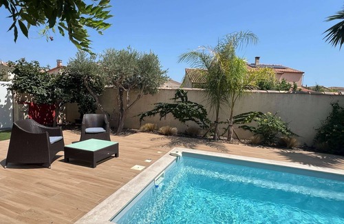 Le Grau-Du-Roi House | Holiday villa Port Camargue swimming pool wifi air conditioning