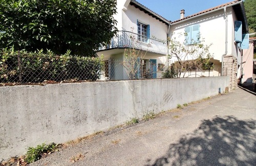 Seix House | Holiday village house Seix in Ariège