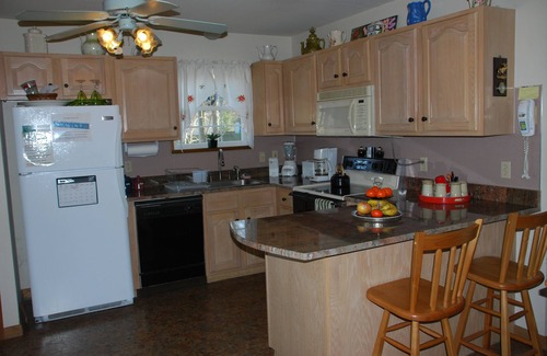 Albrightsville Ski Chalet | Holidays approaching! Come to the Poconos and stay in this cozy & lovely chalet.