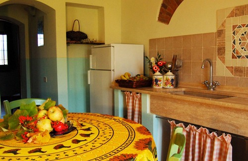 Castagneto Carducci Apartment | Holidays in Tuscany with family