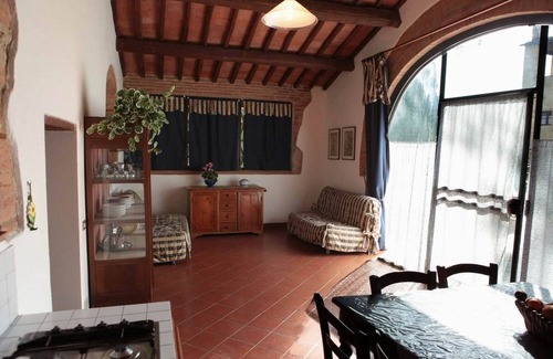 Colle di Val d'Elsa Apartment | Holidays in a former monastery from the 14th century - detached house